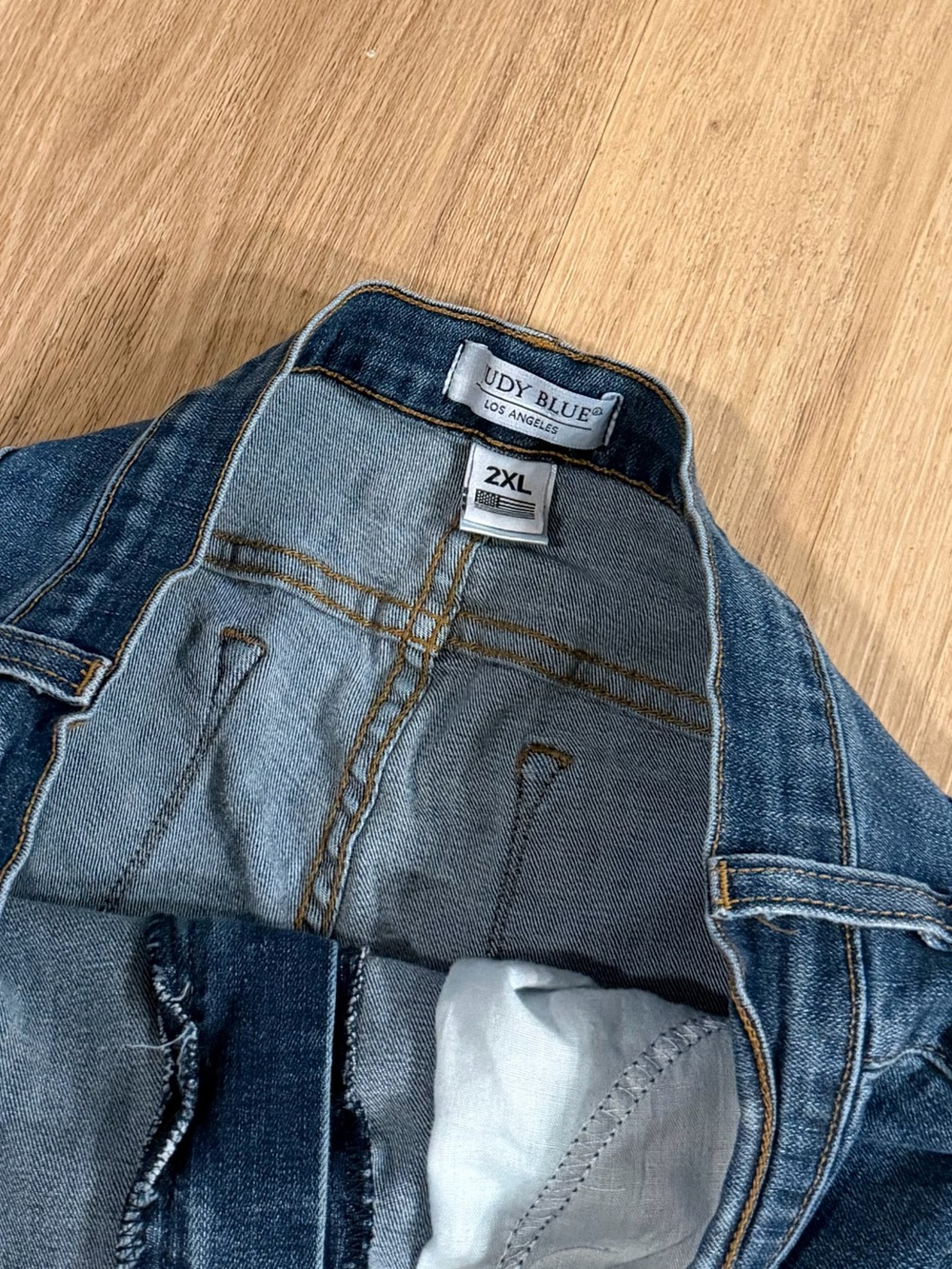 Judy Blue Women’s High-Rise Dark Wash Skinny Blue Jeans size 2XL Made In USA - Picture 3 of 5